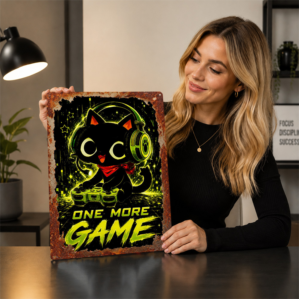 귀여운 게이밍 고양이 'One More Game' 금속 - Retro Gaming Cafe 리뷰 및 가격